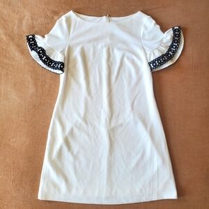 Elle Flutter Sleeve Shift Dress Medium